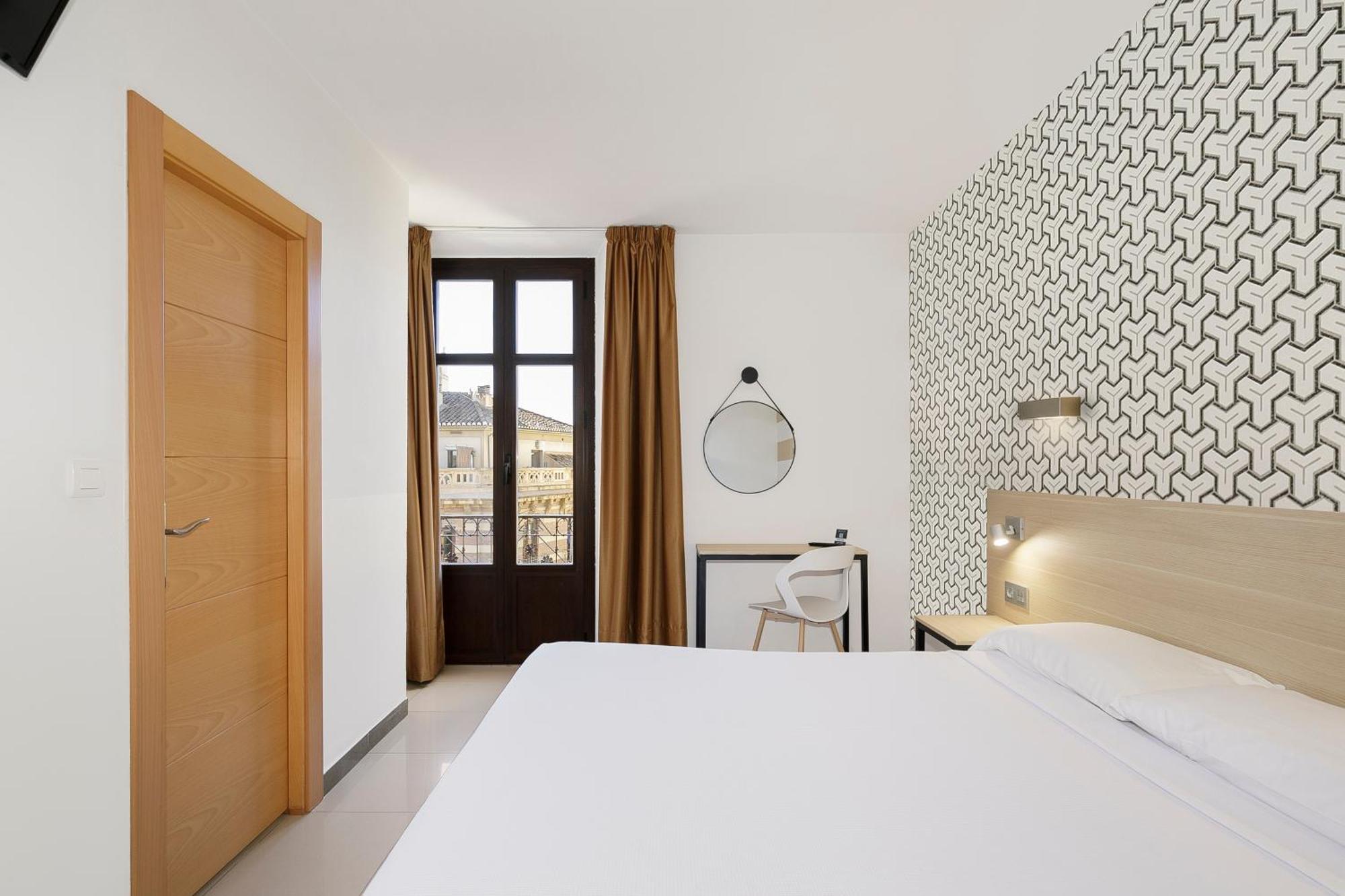 Double or Twin Room Place